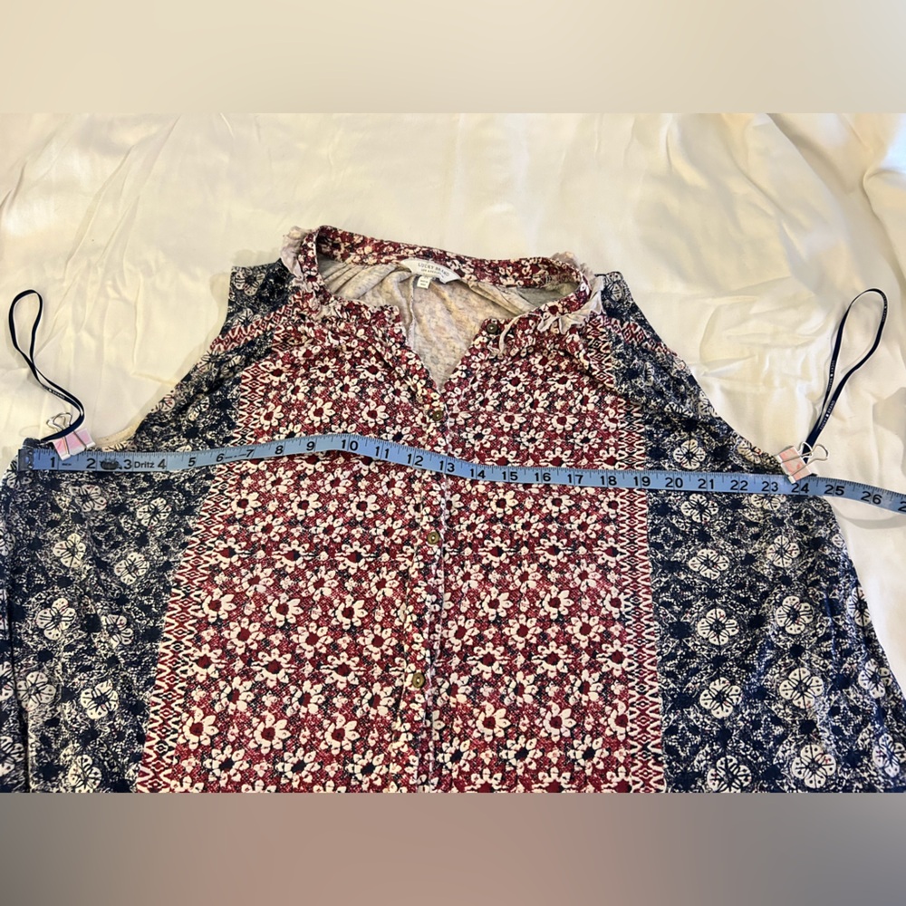 Lucky Brand Red & blue Sleeveless Buttoned Blouse w Mandarin ruffle Collar sz 1X - Picture 6 of 14